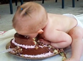 THIS is How You Should Eat a Birthday Cake - LOL, So Cute