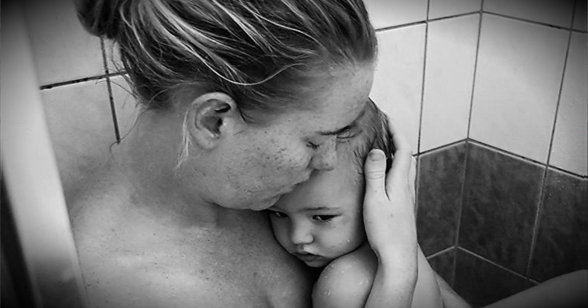 Her 5-Year-Old's Photo Captures The Raw Beauty Of Motherhood!